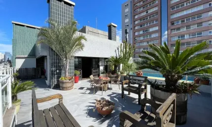 Cobertura com 3 quartos à venda na Rua Luzitana, 1053, Higienópolis, Porto Alegre, 338 m2 por R$ 1.790.000