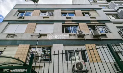 Apartamento com 3 quartos à venda na Rua Felipe Camarão, 159, Rio Branco, Porto Alegre, 103 m2 por R$ 380.000