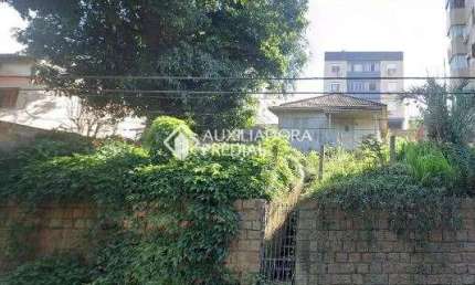Terreno à venda na Rua Professor Bertrand Russel, 104, Vila Ipiranga, Porto Alegre, 360 m2 por R$ 450.000