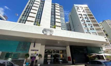Sala comercial à venda na Rua Vinte e Quatro de Outubro, 111, Moinhos de Vento, Porto Alegre, 48 m2 por R$ 315.000