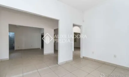 Casa comercial à venda na Rua Doutor Timóteo, 51, Floresta, Porto Alegre, 370 m2 por R$ 900.000