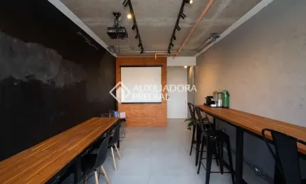 Sala comercial à venda na Avenida Assis Brasil, 4550, São Sebastião, Porto Alegre, 25 m2 por R$ 220.000