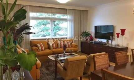 Apartamento com 4 quartos à venda na Avenida Independência, 1087, Independência, Porto Alegre, 131 m2 por R$ 950.000