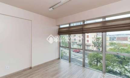 Sala comercial à venda na Avenida Protásio Alves, 3504, Petrópolis, Porto Alegre, 37 m2 por R$ 130.000