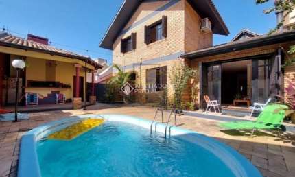 Casa com 3 quartos à venda na Rua Bento Tavares da Silva, 48, Cristo Rei, São Leopoldo, 223 m2 por R$ 690.000