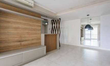 Apartamento com 2 quartos à venda na Avenida Grécia, 1000, Passo da Areia, Porto Alegre, 69 m2 por R$ 690.000