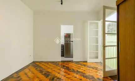 Apartamento com 1 quarto à venda na Avenida Cristóvão Colombo, 2580, Floresta, Porto Alegre, 27 m2 por R$ 164.000