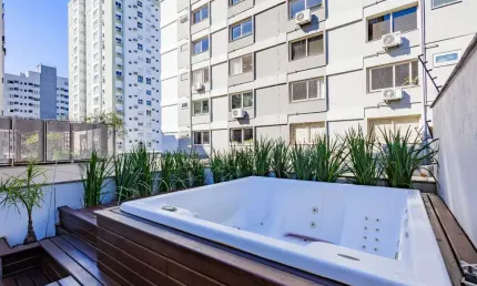 Apartamento com 1 quarto à venda na rua joão abbott, 391, petrópolis, porto alegre, 93 m2 por r$ 690.000