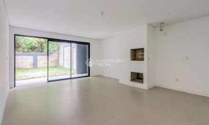 Casa com 3 quartos à venda na Rua Matias José Bins, 1211, Chácara das Pedras, Porto Alegre, 153 m2 por R$ 950.000