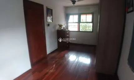 Casa com 2 quartos à venda na Rua Landel de Moura, 2893, Tristeza, Porto Alegre, 305 m2 por R$ 360.000