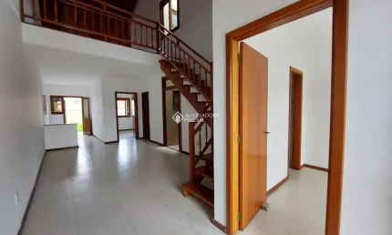 Casa com 3 quartos à venda na rua amoni, 41, hípica, porto alegre, 130 m2 por r$ 395.000