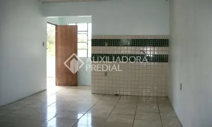 Casa com 5 quartos à venda na Avenida Juca Batista, 10342, Belém Novo, Porto Alegre, 278 m2 por R$ 456.000