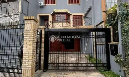 Casa com 3 quartos à venda na rua doutor pitrez, 297, ipanema, porto alegre, 262 m2 por r$ 845.000