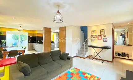 Casa em condomínio fechado com 3 quartos à venda na Rua Guatambu, 645, Hípica, Porto Alegre, 130 m2 por R$ 659.900