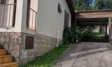 Casa com 3 quartos à venda na Rua Maria da Cunha Koller, 206, Belém Novo, Porto Alegre, 75 m2 por R$ 212.000
