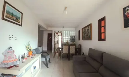 Casa com 2 quartos à venda na Rua Silvestre Sauter, 127, Hípica, Porto Alegre, 95 m2 por R$ 490.000
