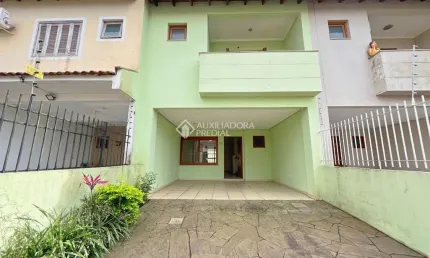 Casa com 3 quartos à venda na Rua Claudio da Silva Pinto, 70, Espírito Santo, Porto Alegre, 150 m2 por R$ 695.000