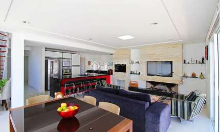 Casa com 3 quartos à venda na Rua Eroni Soares Machado, 74, Hípica, Porto Alegre, 230 m2 por R$ 870.000