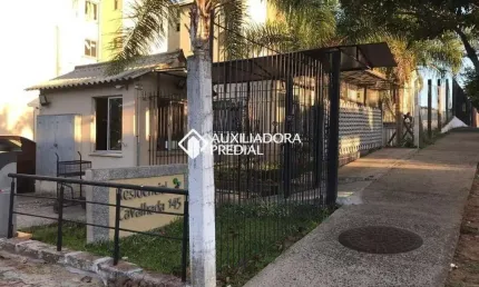 Apartamento com 2 quartos à venda na Beco Pedro Rodrigues Bittencourt, 145, Vila Nova, Porto Alegre, 38 m2 por R$ 110.000