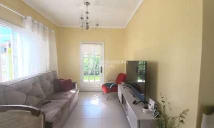 Casa com 2 quartos à venda na Rua Elmo Born, 61, Hípica, Porto Alegre, 76 m2 por R$ 449.000