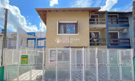Casa com 3 quartos à venda na Rua Romano Rolando Botin, 146, Hípica, Porto Alegre, 200 m2 por R$ 550.000
