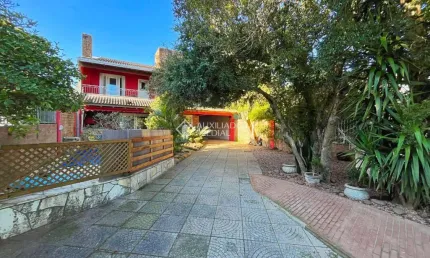 Casa com 4 quartos à venda na Avenida Guaíba, 10660, Ipanema, Porto Alegre, 250 m2 por R$ 1.150.000