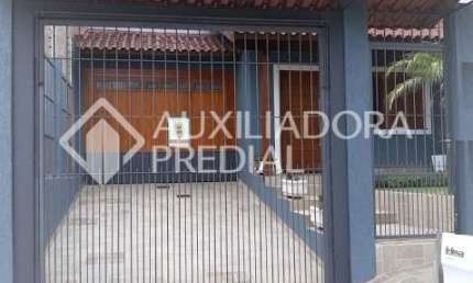 Casa em condomínio fechado com 3 quartos à venda na Rua Sargento Bruno Feldmann, 80, Guarujá, Porto Alegre, 200 m2 por R$ 760.000