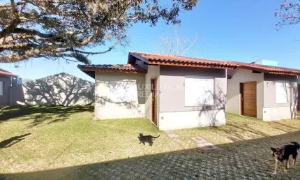 Casa em condomínio fechado com 2 quartos à venda na Rua Santa Mônica, 404, Ponta Grossa, Porto Alegre, 60 m2 por R$ 212.000