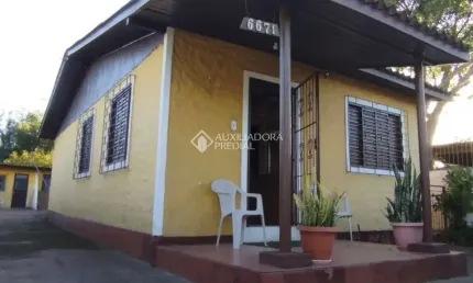 Casa com 3 quartos à venda na Avenida Juca Batista, 6671, Hípica, Porto Alegre, 120 m2 por R$ 350.000