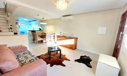 Casa em condomínio fechado com 3 quartos à venda na Rua Álamo, 72, Hípica, Porto Alegre, 132 m2 por R$ 649.900