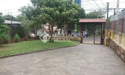 Terreno em condomínio fechado à venda na Rua Atílio Supertti, 651, Vila Nova, Porto Alegre, 610 m2 por R$ 500.000