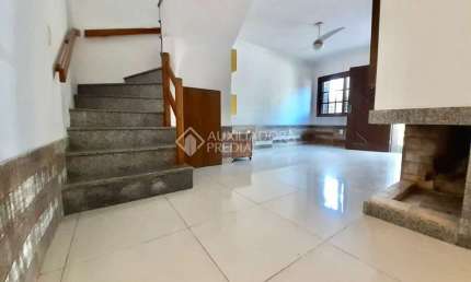 Casa em condomínio fechado com 4 quartos à venda na Rua Fernando Jorge Schneider, 137, Hípica, Porto Alegre, 114 m2 por R$ 460.000