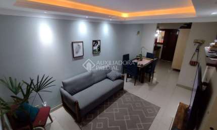 Casa com 2 quartos à venda na Rua Darcy de Bastos Germann, 111, Hípica, Porto Alegre, 49 m2 por R$ 313.000