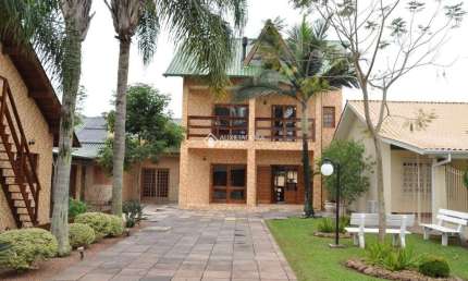 Casa com 5 quartos à venda na TAMOIO, 346, Centro, Campo Bom, 530 m2 por R$ 1.820.000