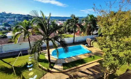 Casa com 7 quartos à venda na Rua Piauí, 393, Rincão, Novo Hamburgo, 412 m2 por R$ 1.600.000