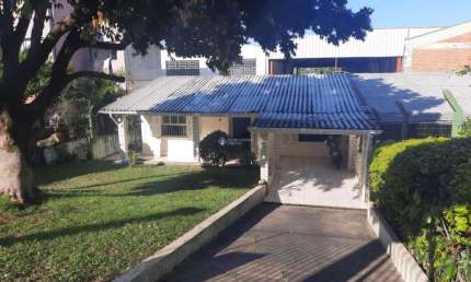 Casa com 2 quartos à venda na Rua Portugal, 239, Rincão, Novo Hamburgo, 79 m2 por R$ 330.000