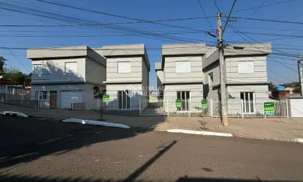 Casa com 2 quartos à venda na LOURIVAL LEITE DE OLIVEIRA, 150, Canudos, Novo Hamburgo, 62 m2 por R$ 265.000