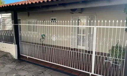 Casa com 2 quartos à venda na Rua Christian Huber, 424, Vila Nova, Novo Hamburgo, 109 m2 por R$ 490.000