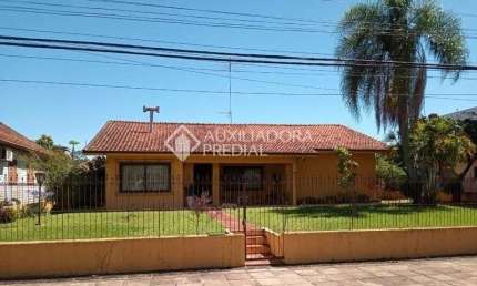 Casa com 3 quartos à venda na Rui Ramos, 45, Centro, Campo Bom, 208 m2 por R$ 1.080.000