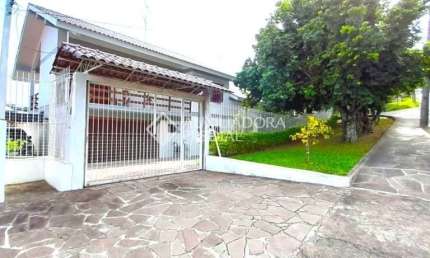 Casa com 4 quartos à venda na Rua Alberto Torres, 730, Pátria Nova, Novo Hamburgo, 195 m2 por R$ 795.000