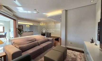 Apartamento com 3 quartos à venda na Rua Augusto Jung, 340, Centro, Novo Hamburgo, 214 m2 por R$ 1.270.000