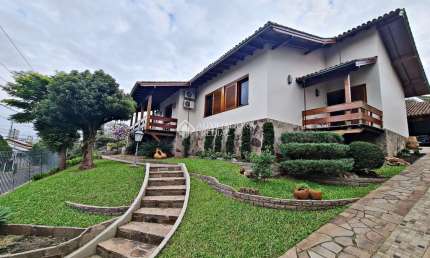 Casa com 4 quartos à venda na Rua Frederico Groehs Neto, 180, Vila Nova, Novo Hamburgo, 427 m2 por R$ 1.250.000