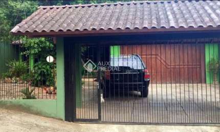Casa com 3 quartos à venda na Rua Padre Nóbrega, 703, Vila Nova, Novo Hamburgo, 274 m2 por R$ 480.000