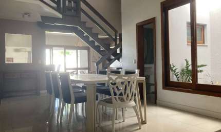 Casa com 3 quartos à venda na Rua Vereador Werno Kneip, 91, Jardim Mauá, Novo Hamburgo, 210 m2 por R$ 1.380.000