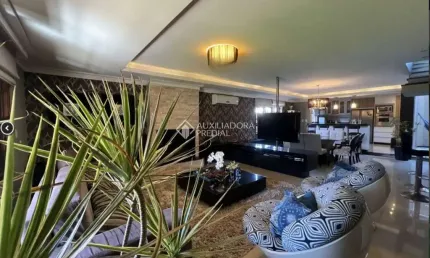 Casa com 4 quartos à venda na Rua Bento Tavares da Silva, 50, Cristo Rei, São Leopoldo, 411 m2 por R$ 1.950.000
