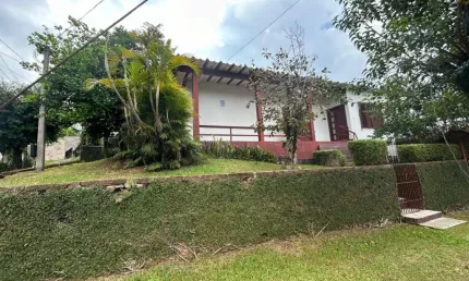 Casa com 3 quartos à venda na Almirante Tamandaré, 21, Imigrante Sul, Campo Bom, 172 m2 por R$ 750.000