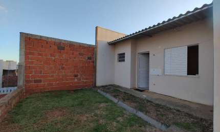 Casa com 2 quartos à venda na Rua das Araucárias, 983, Boa Saúde, Novo Hamburgo, 51 m2 por R$ 239.900