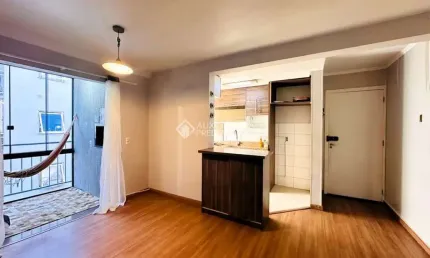 Apartamento com 3 quartos à venda na Rua Lopes Trovão, 333, Industrial, Novo Hamburgo, 69 m2 por R$ 277.000