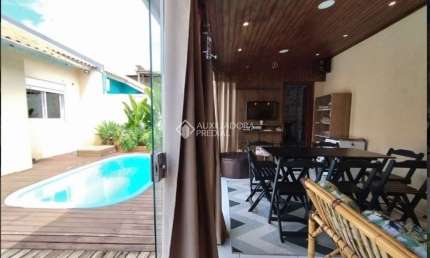 Casa com 2 quartos à venda na Amalie Thon, 56, Canudos, Novo Hamburgo, 85 m2 por R$ 350.000