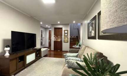 Casa com 4 quartos à venda na Itapiru, 104, Guarani, Novo Hamburgo, 245 m2 por R$ 950.000
